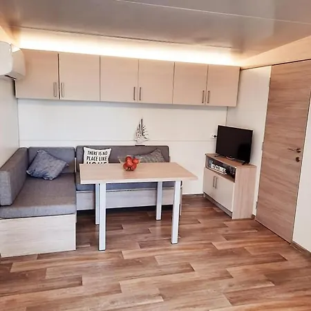 Holiday home St. Sebastian Exclusive Mobile Home, Kamp Dalmacija *