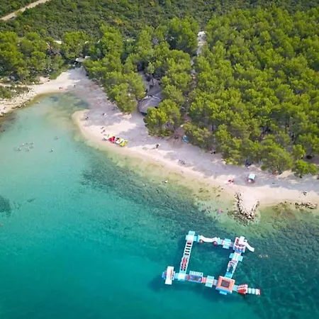 St. Sebastian Exclusive Mobile Home, Kamp Dalmacija * Pakostane